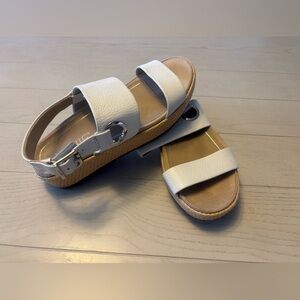 Vionic Louise sandal size 6